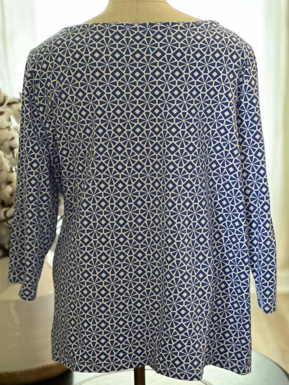 Talbots Blue Geometric Boatneck 3/4 length Sleeve Top -1X - Picture 3 of 6